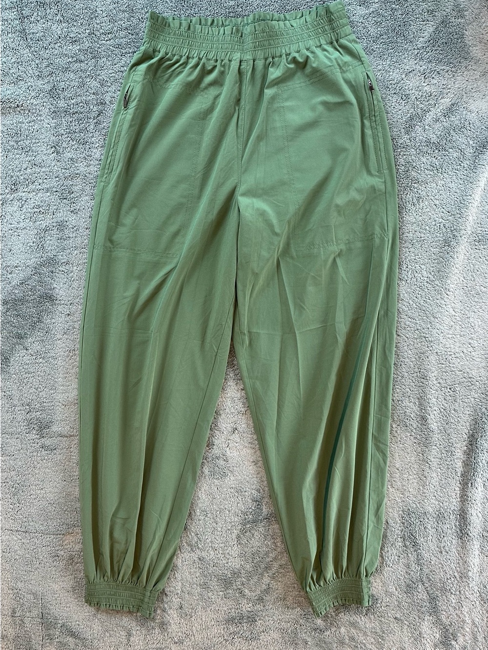 Athleta Sage Green Elastic Waist Jogger Pants